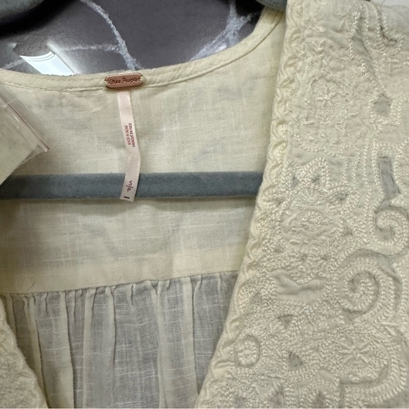 NWT Free People Laurie Embroidered Blouse S - Picture 9 of 9